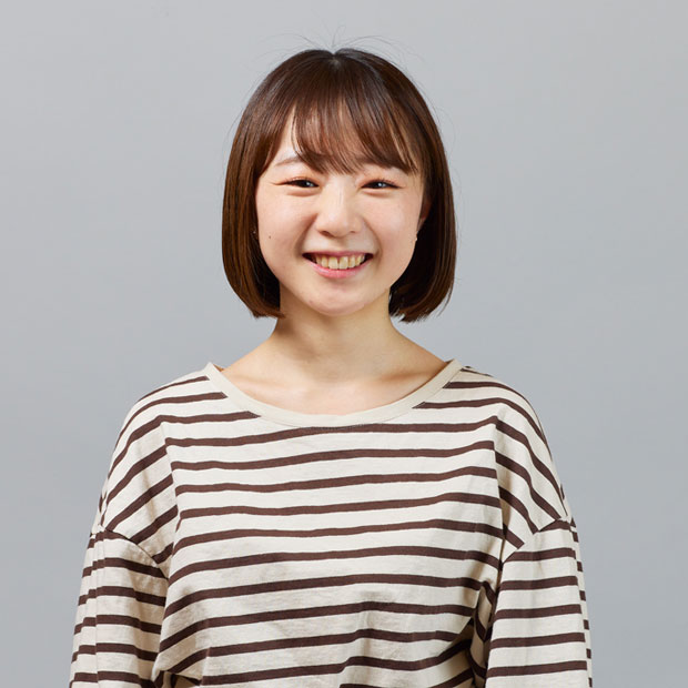 鷲見 春奈 教諭