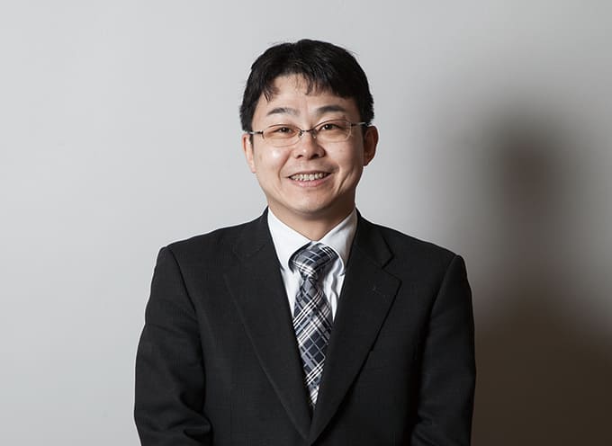 吉岡 亮 教授