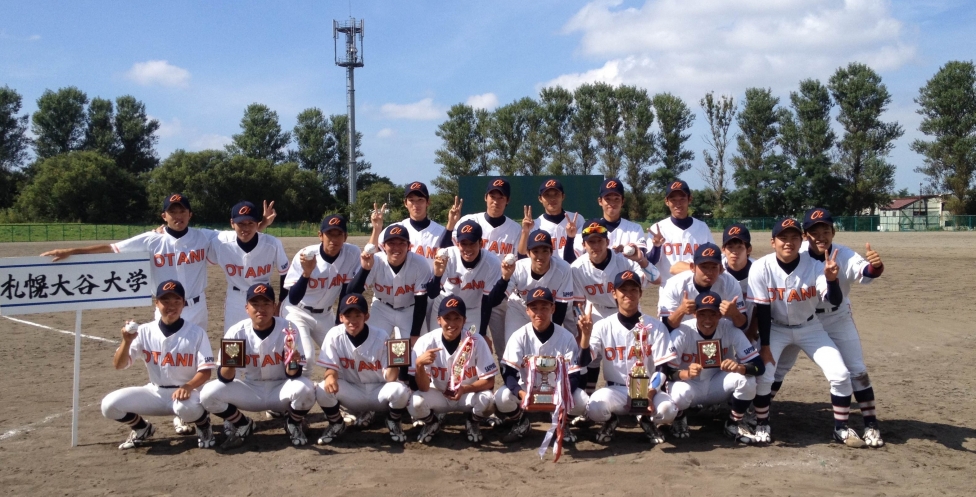 硬式野球部が秋季リーグ戦（3部）で２季連続優勝しました！"/